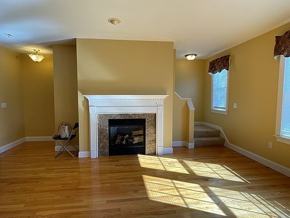 3rd image of 124 E Squantum St Unit 4