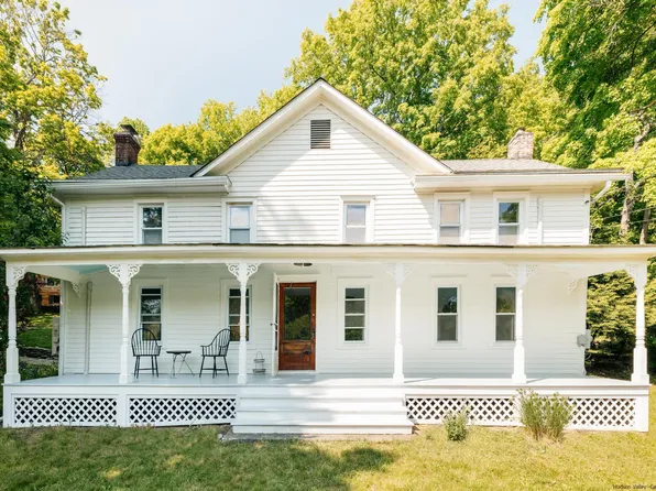 1257 Jackson Corners, Red Hook, NY 12571