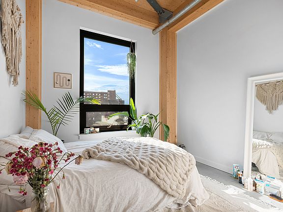 5th image of 360 Wythe Ave #A507