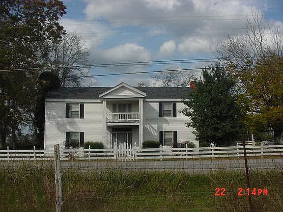 2nd image of 2903 Highway 64 W