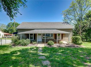 302 Day St, Easley, SC 29640