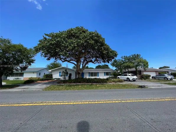 1519 39th St, West Palm Beach, FL 33407