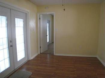 5th image of 3012 Saratoga Dr