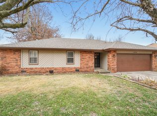 2054 S Butterfly Ave, Springfield, MO 65807
