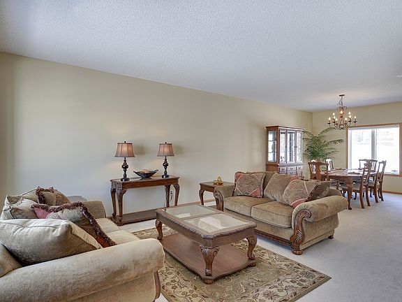3rd image of 9647 Laforet Dr