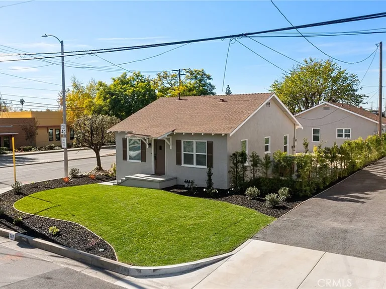 267 Olive St — Photo 27