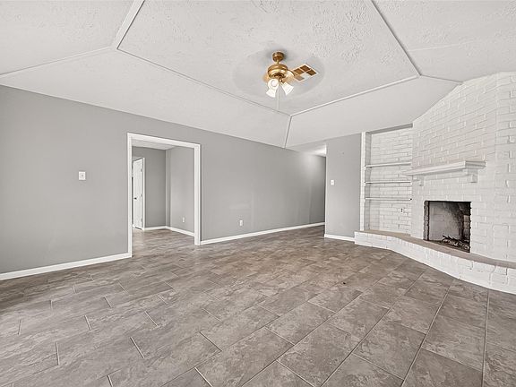 5th image of 9903 Towne Tower Ln
