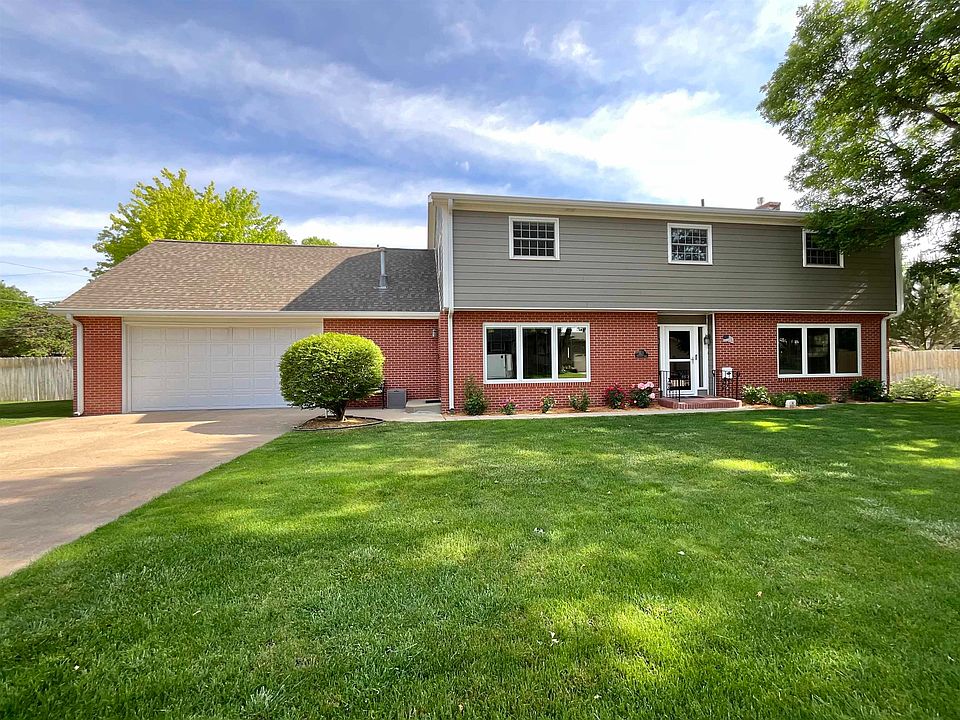 1st image of 2521 Cedarberry Ln.