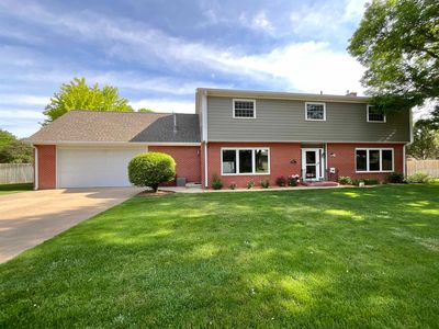 2521 Cedarberry Ln., North Platte, NE, 69101