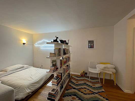 3rd image of 110 Bank St #3E