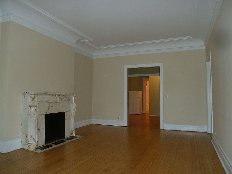 1st image of 17 E 70th St APT 3A
