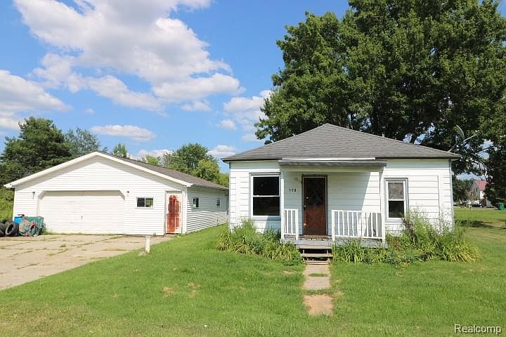 1st image of 9984 Silverwood Rd