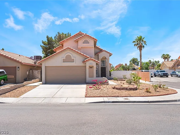 2655 Par Four Ln — Photo 3