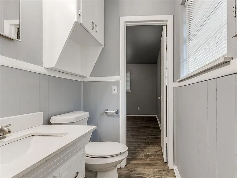 3020 SW 65th Pl — Photo 6