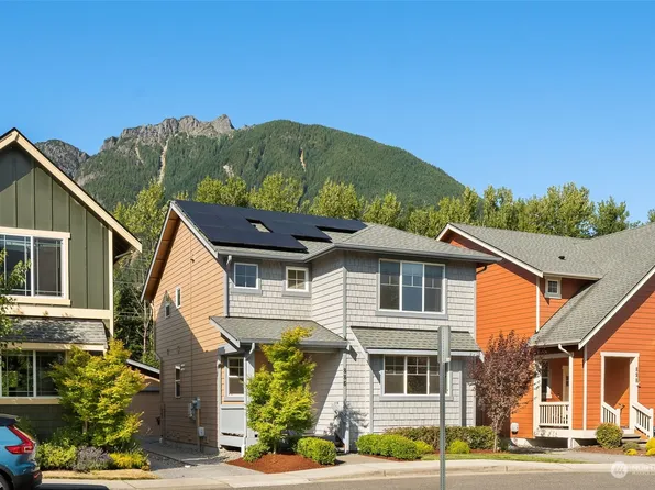 886 NE 2nd Street, North Bend, WA 98045