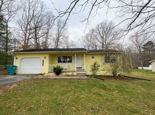 392 Mockingbird Dr, Crossville, TN 38555