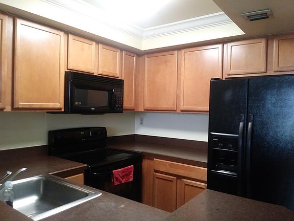 5th image of 714 Executive Center Dr