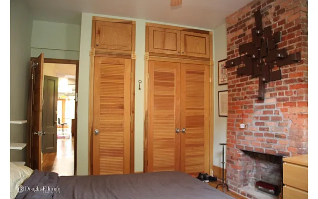 Rented by Douglas Elliman | media 24
