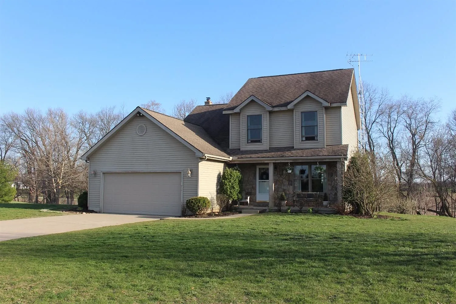 10441 Pauline Dr photo 1