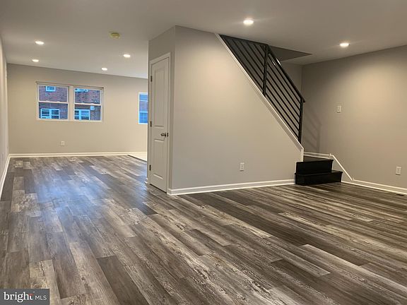 4th image of 3564 Chalfont Dr