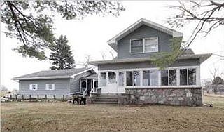 1st image of 5044 Pettis Ave NE