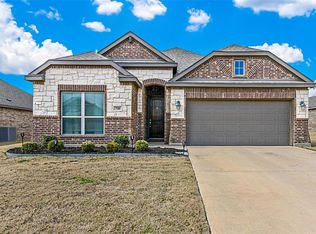 720 Waterford Way, Joshua, TX 76058