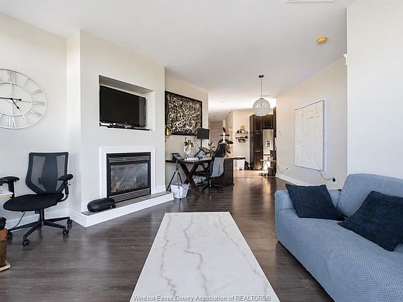 5th image of 1225 Riverside Dr W #601
