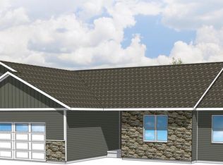 570 Still Waters Ln, Plover, WI 54467
