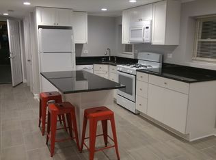 4019 W Barry Ave #G, Chicago, IL 60641