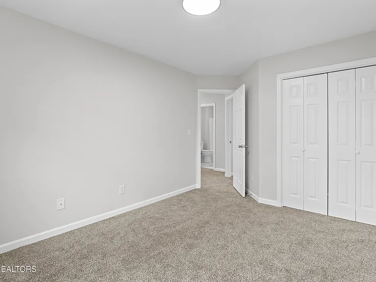8860 Brucewood Ln — Photo 34