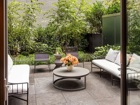 53 W 53rd St APT 17B, New York, NY 10019