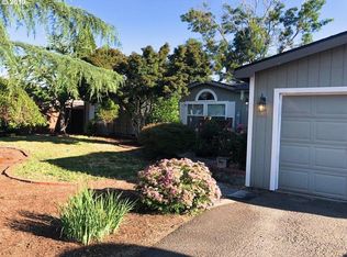 33 Scott Ln, Creswell, OR 97426