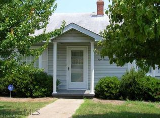 809 Forest St, Reidsville, NC 27320