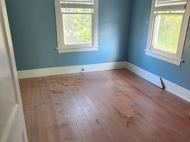 small bedroom