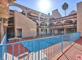 444 S Gramercy Pl APT 1, Los Angeles, CA 90020