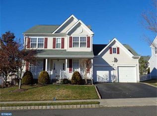 14 Surrey Ln, Burlington, NJ 08016