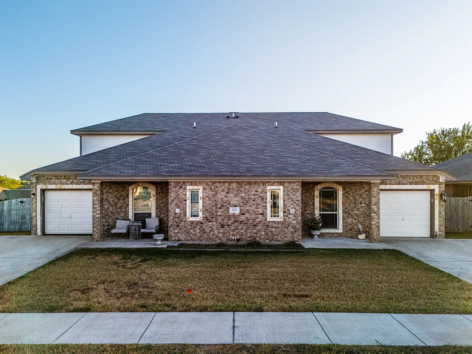 301 Sladecek Dr — Photo 1