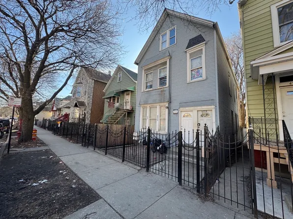 (undisclosed Address), Chicago, IL 60609