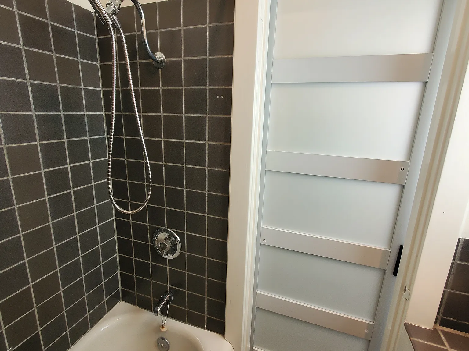 Studio, 299 sqft, $1,800 — Photo 2