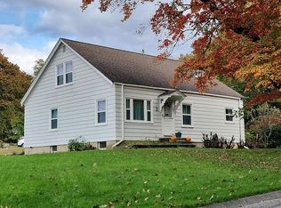 2 Broadway, Woonsocket, RI 02895