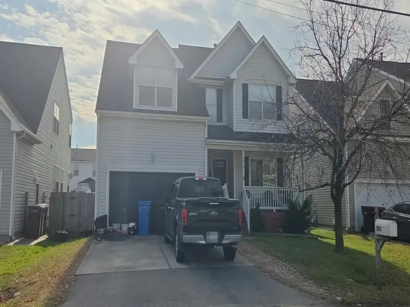 319 Outlaw St, Chesapeake, VA 23320
