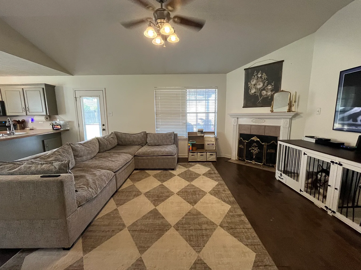 98 Rosebud Circle - 1 — Photo 2