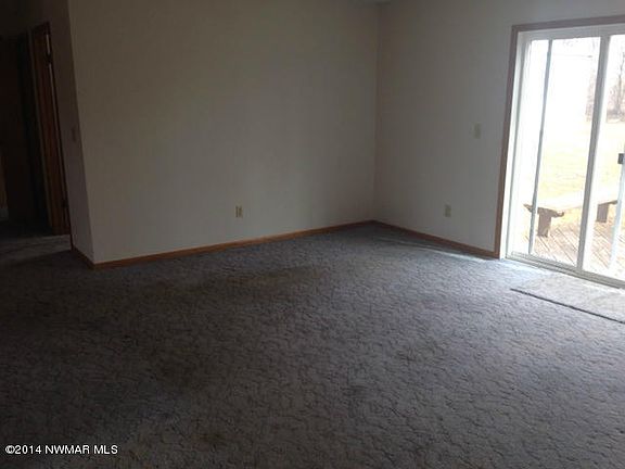 3rd image of 15945 480th St