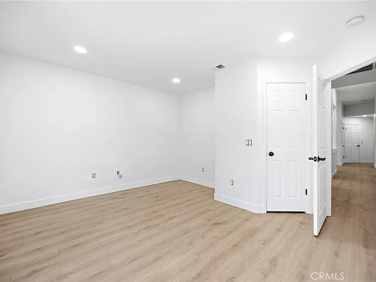 5009 Shaman Ct — Photo 28