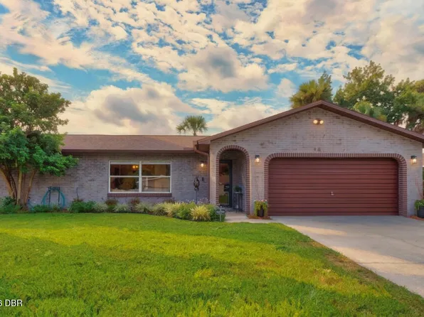 16 Laurel Oaks Cir, Ormond Beach, FL 32174