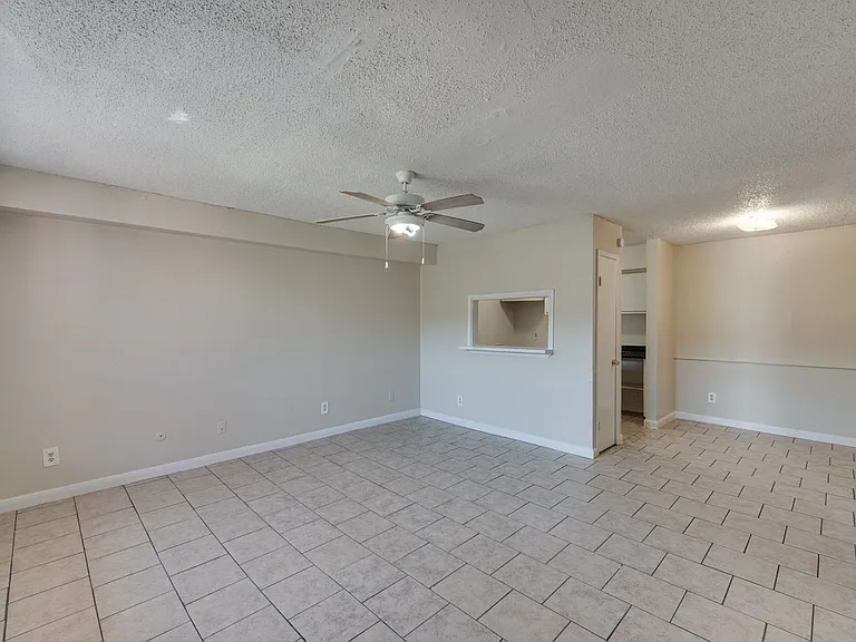 6120 Bellaire Blvd — Photo 13