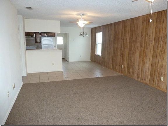 2nd image of 4585 Stoneridge Dr