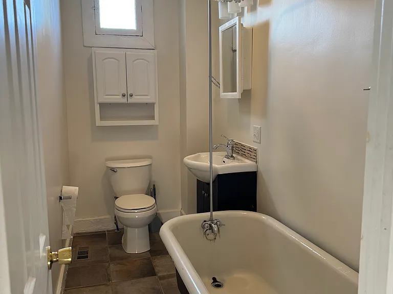 47 Clover St — Photo 10