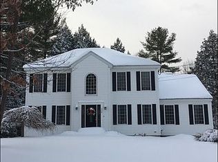 126 Lady Slipper Ln, Chester, NH 03036
