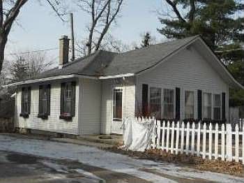 1st image of 5N159 Oak Leaf Ct